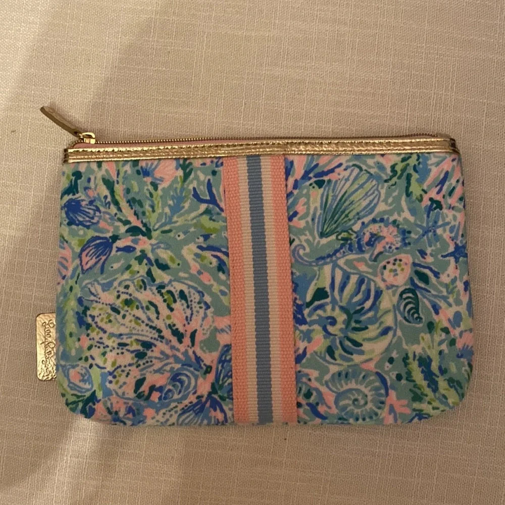 Lilly Pulitzer Pouch - Picture 2 of 4